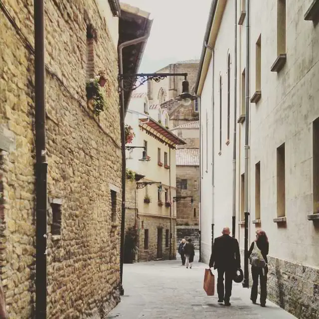 Smalle straatjes in Pamplona